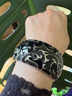 Vintage Black and Silver Enamel Bangle Bracelet/ 
Scrollwork Wide Cuff #239